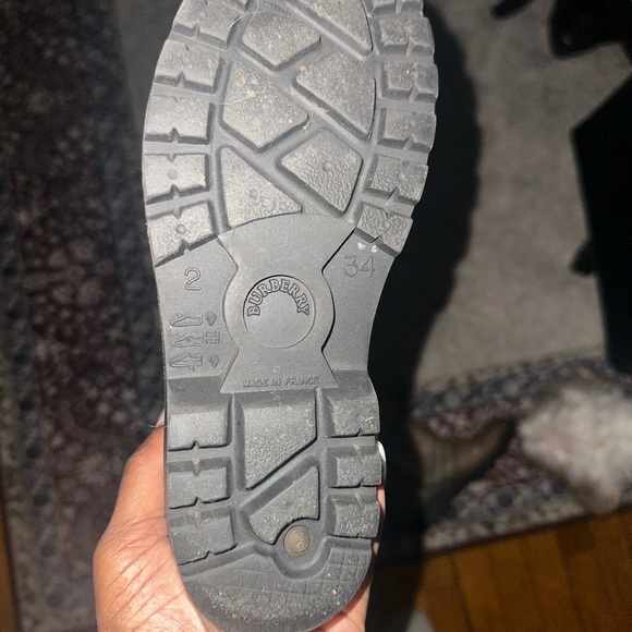 Kids burberry rain boots - Picture 4 of 5